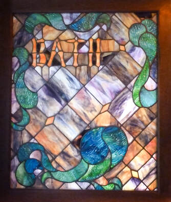 Stained glass bath partition 